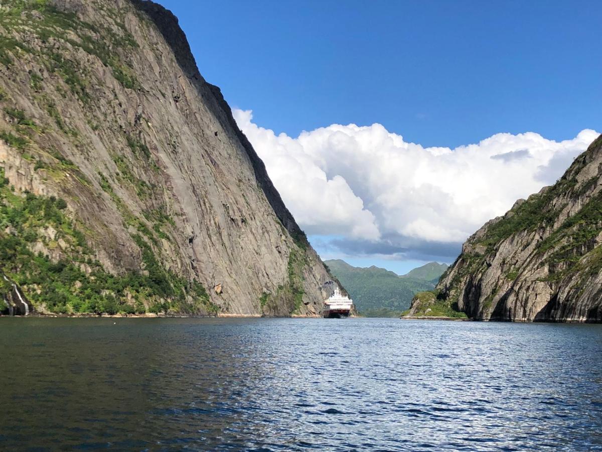 Lofoten And Vesteralen Kveldro Myrland Bagian luar foto