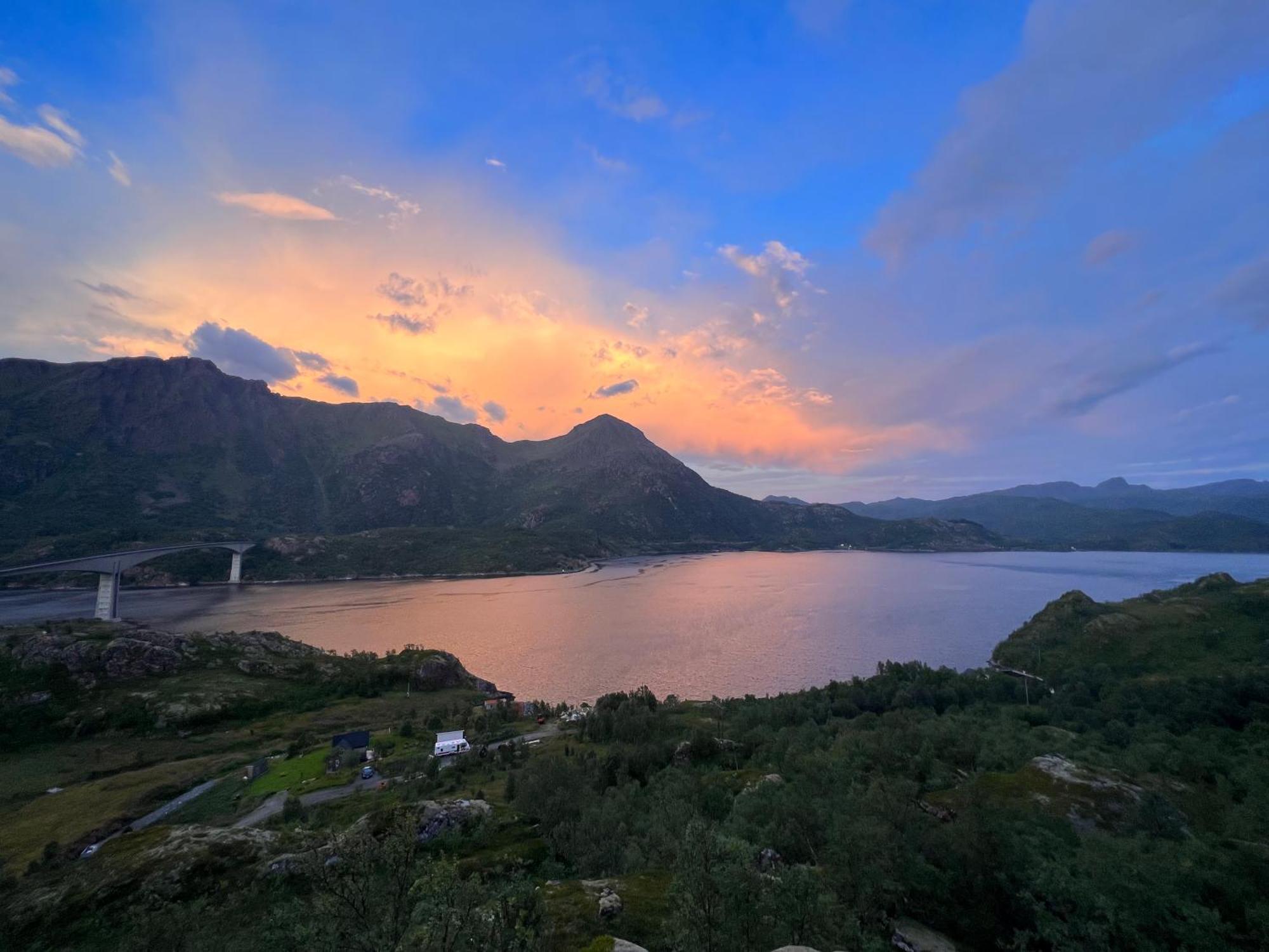 Lofoten And Vesteralen Kveldro Myrland Bagian luar foto