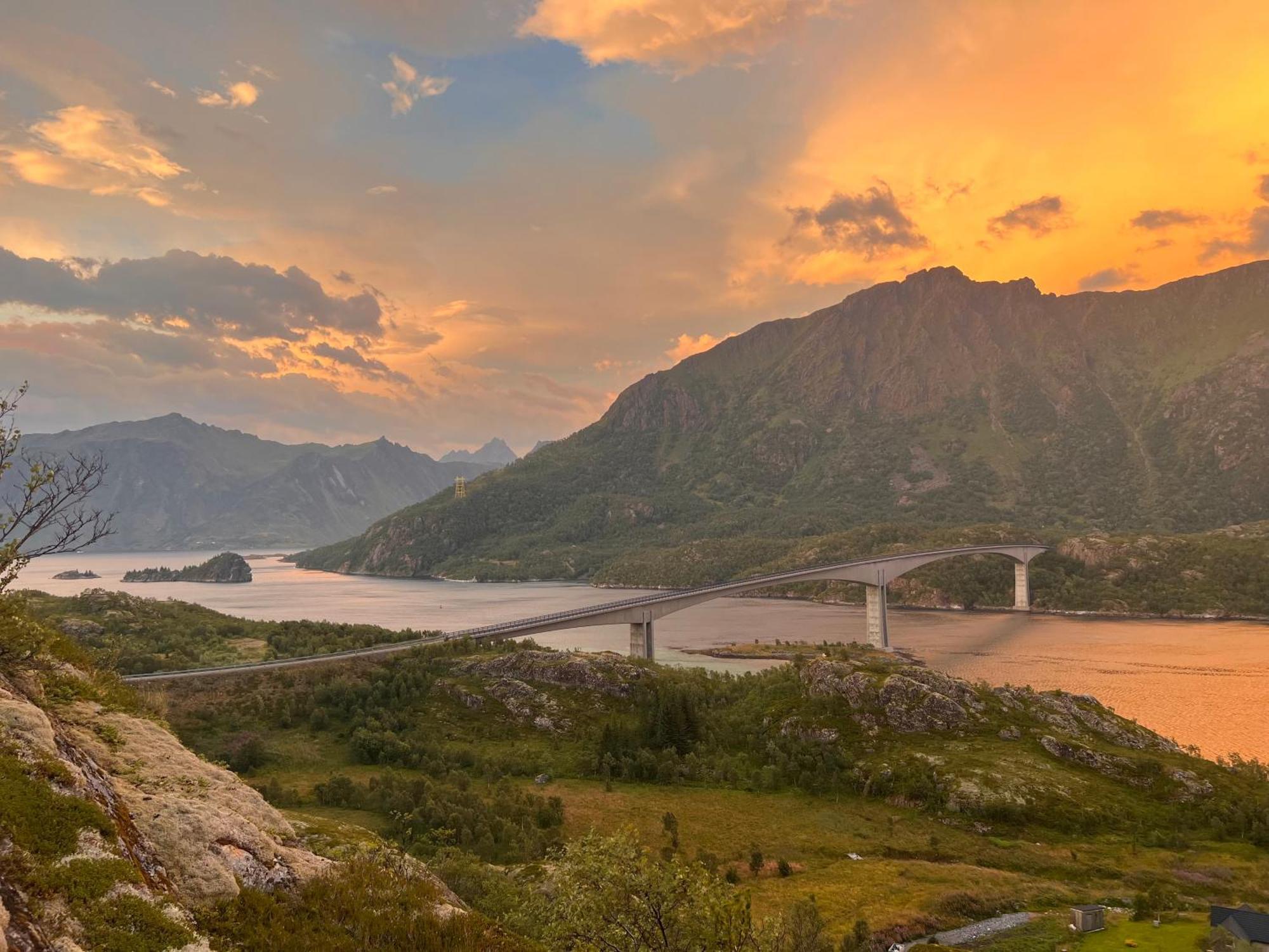 Lofoten And Vesteralen Kveldro Myrland Bagian luar foto